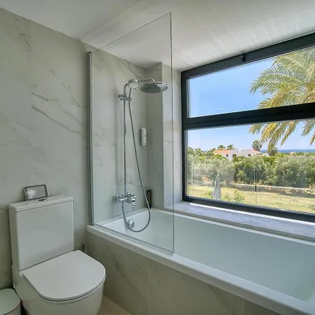 Luxury Oasis