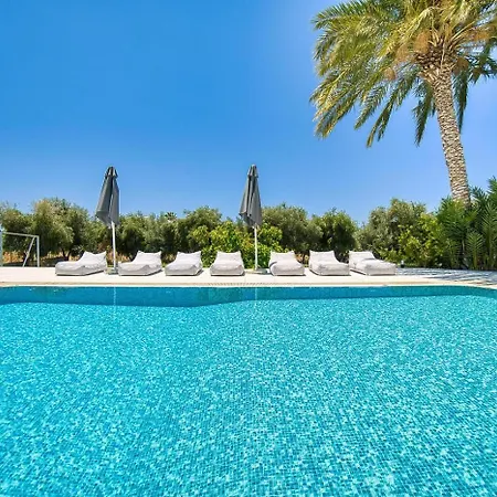 Luxury Oasis *