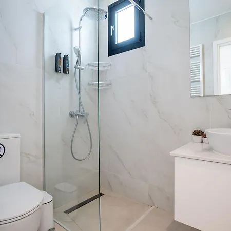 Luxury Oasis Peyia