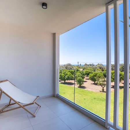 Luxury Oasis Villa Peyia