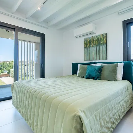Luxury Oasis Peyia