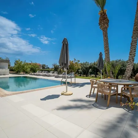 Luxury Oasis Villa
