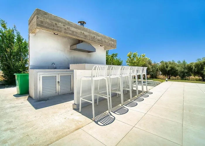 Luxury Oasis * Peyia